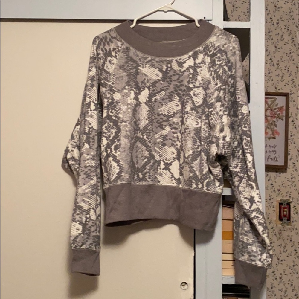 Brand new, never worn cropped sweater